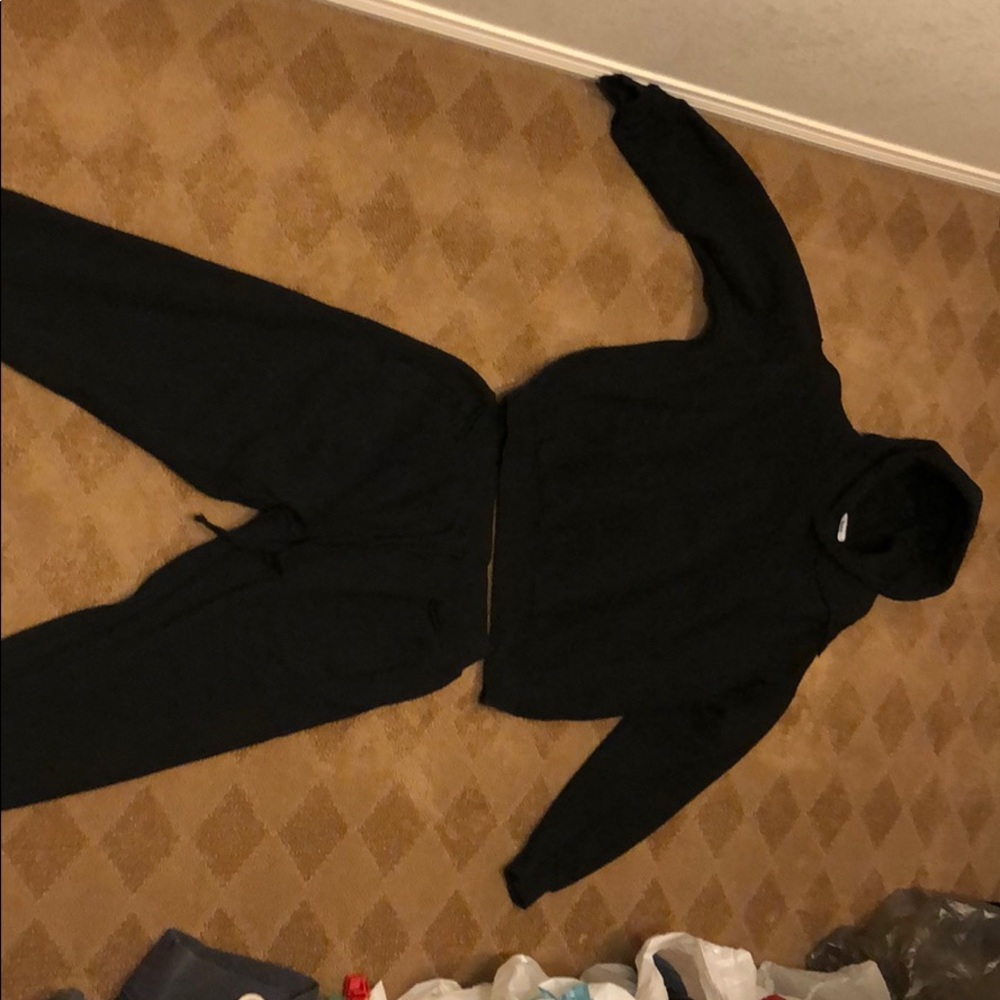 Fashion nova men track pants and hoodie set